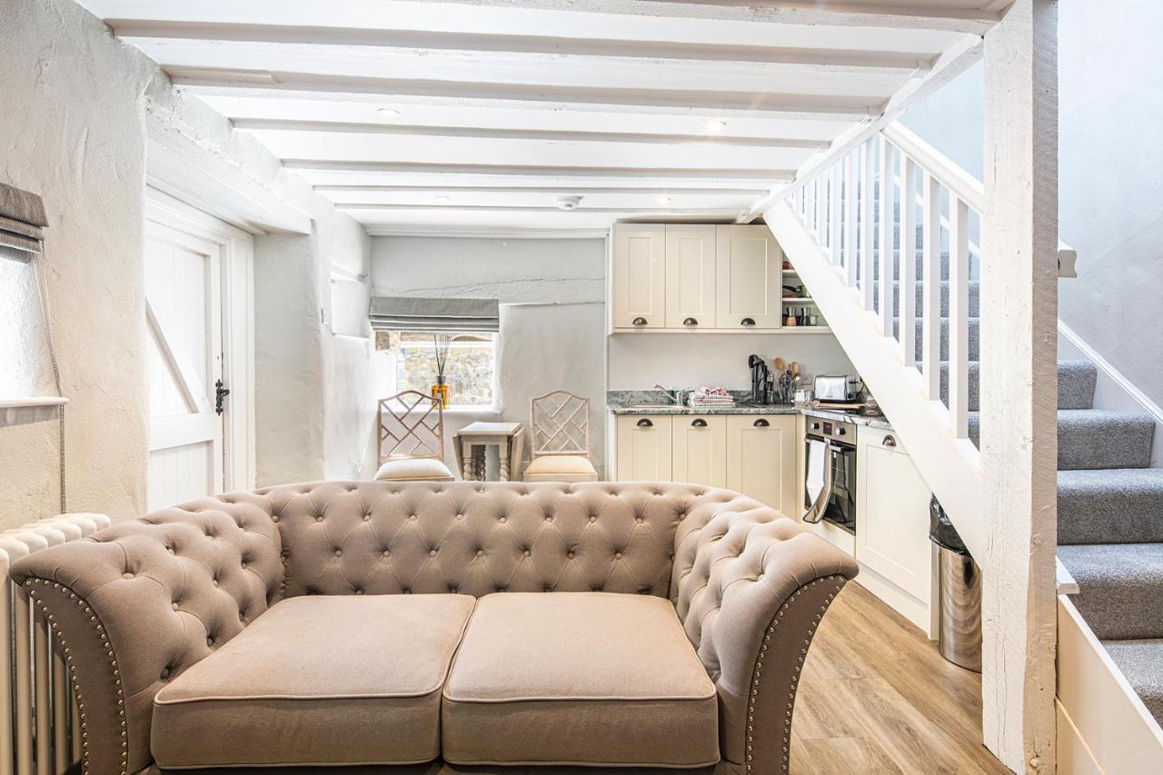 The Artists Loft - A Superb Cottage Sensitively Converted From A Grade II Listed 17Th Century Building بيكويل المظهر الخارجي الصورة